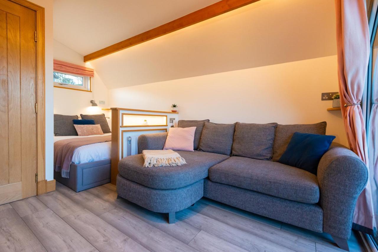 Bonnie Barns - Adults Only Luxury Lodges With Hot Tubs Luss Exteriör bild