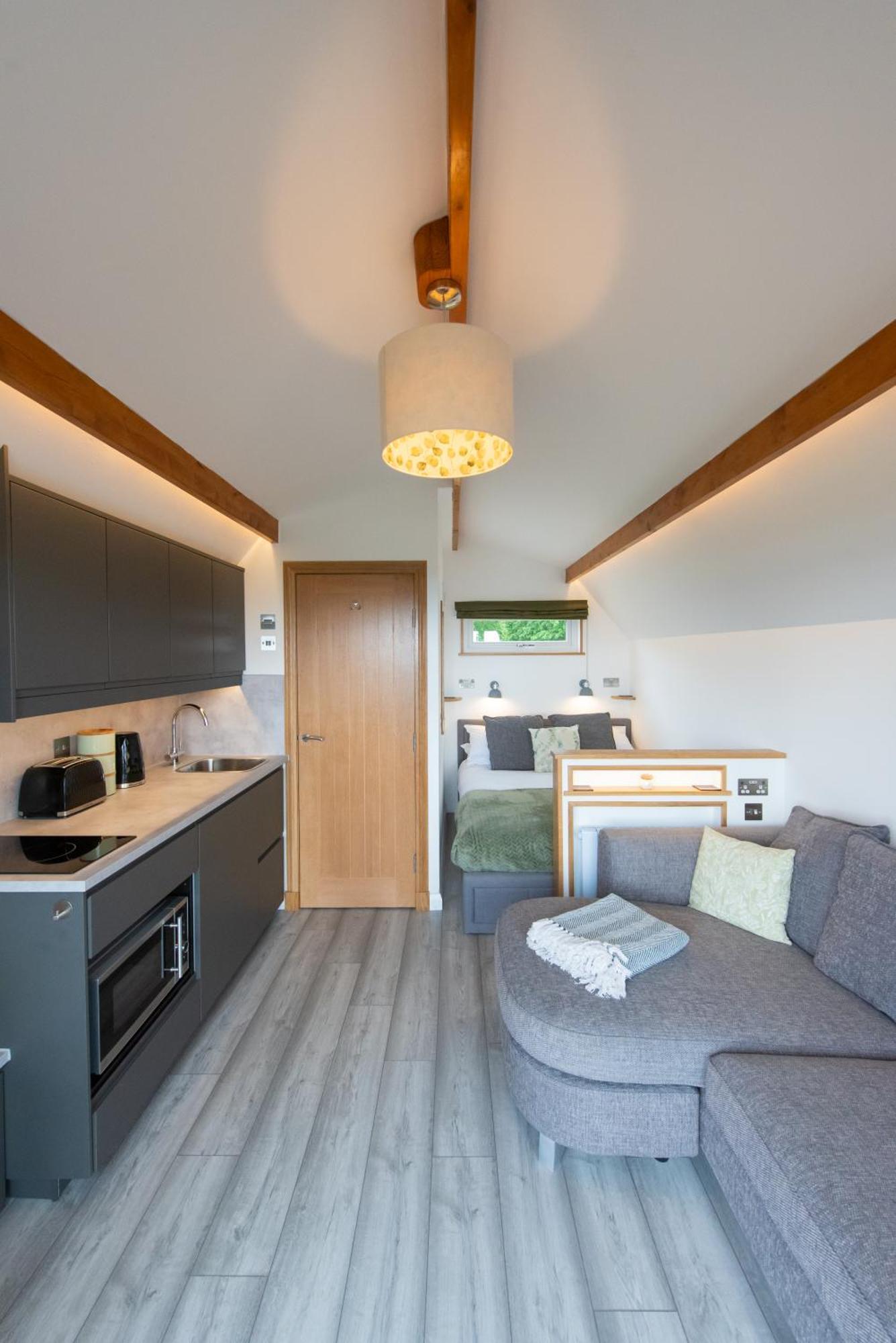 Bonnie Barns - Adults Only Luxury Lodges With Hot Tubs Luss Exteriör bild