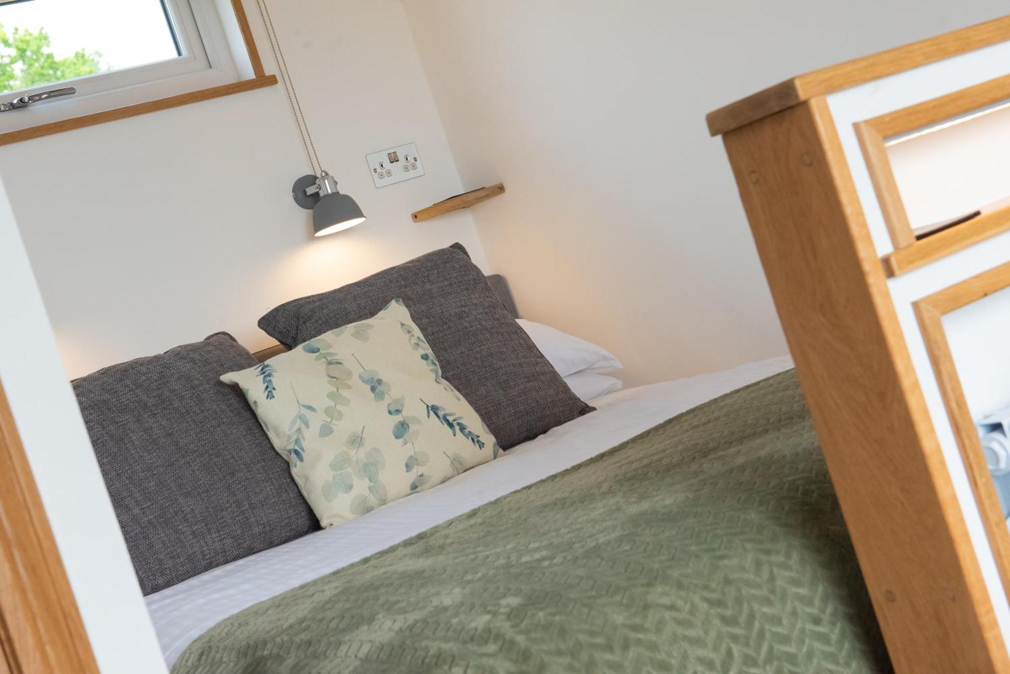 Bonnie Barns - Adults Only Luxury Lodges With Hot Tubs Luss Exteriör bild