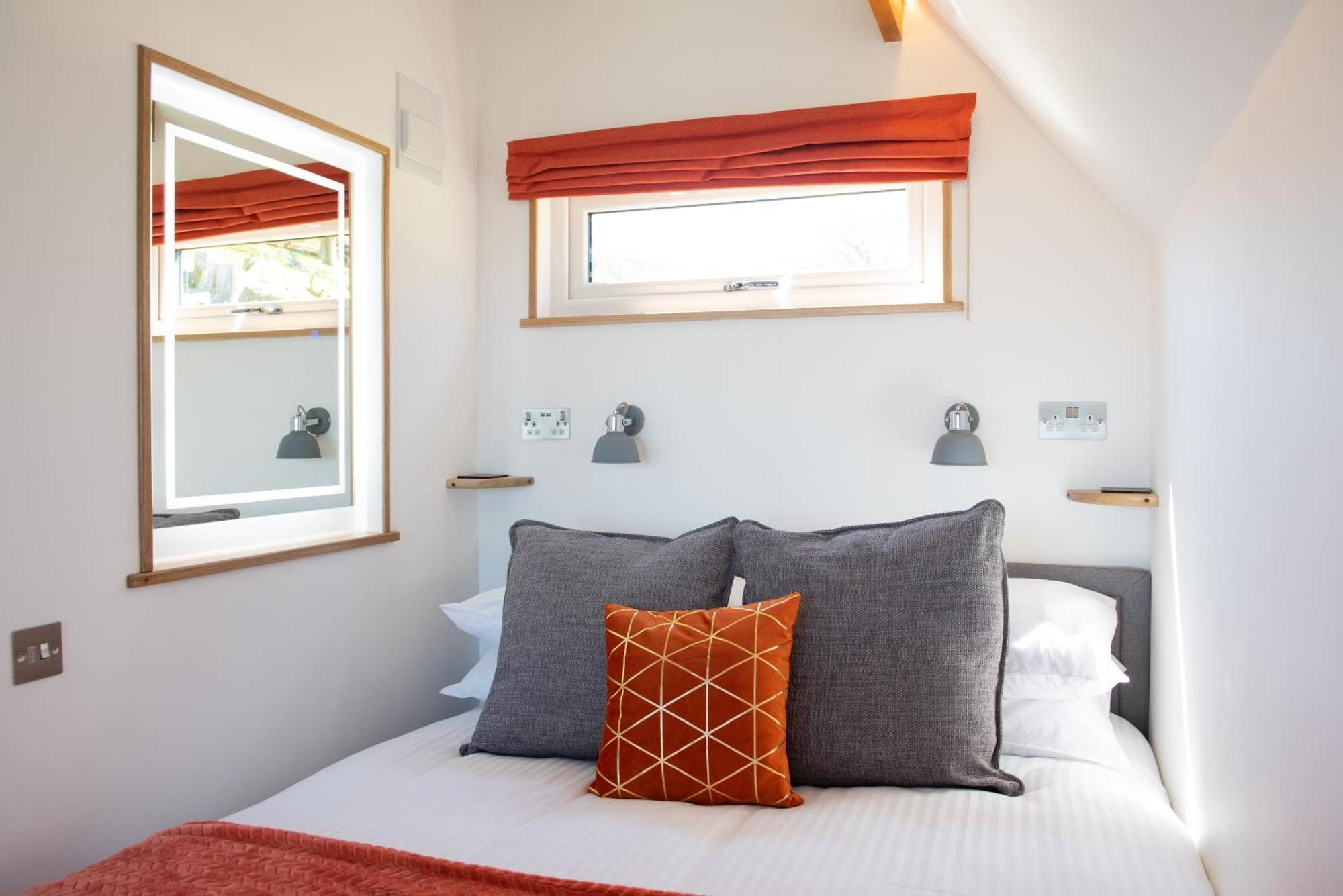 Bonnie Barns - Adults Only Luxury Lodges With Hot Tubs Luss Exteriör bild