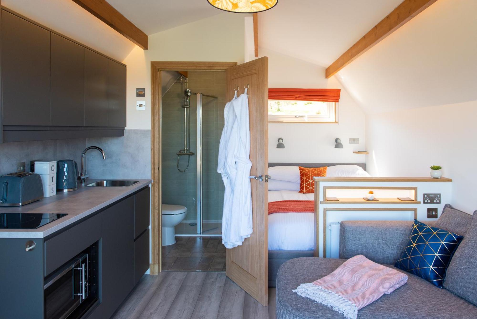 Bonnie Barns - Adults Only Luxury Lodges With Hot Tubs Luss Exteriör bild